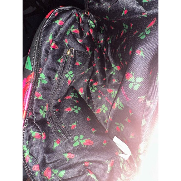 Betsey Johnson Pink And Red Colored Roses On Black Vinyl Cosmetic Bag W/Wristlet - Picture 4 of 4